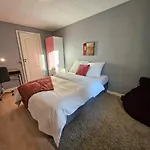 Modern, Spacious With Sauna