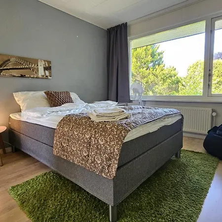 Modern, Spacious With Sauna 别墅