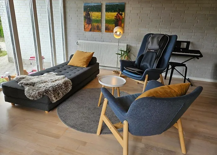 Modern, Spacious With Sauna Willa