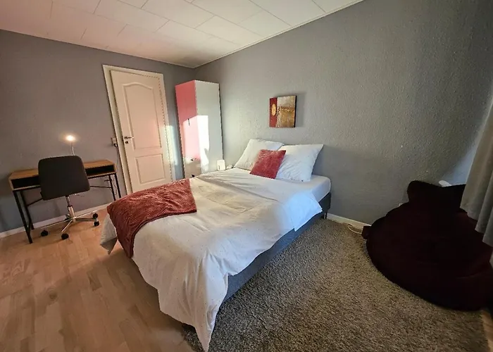 Modern, Spacious With Sauna